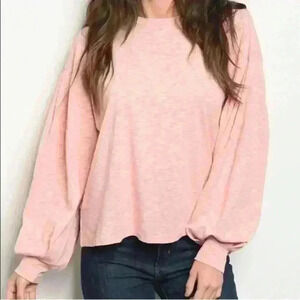 💗 Pink Puff Sleeve Top
